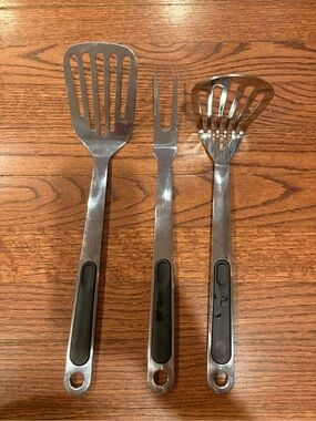 BergHOFF Cookware Set of 3 Stainless Steel Utensil Set Preowned Good Condition
